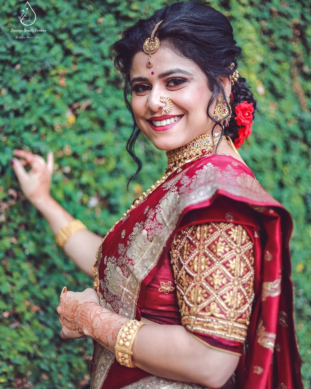 15+ Best Saree Draping Styles With Videos to Ace Your Wedding Look