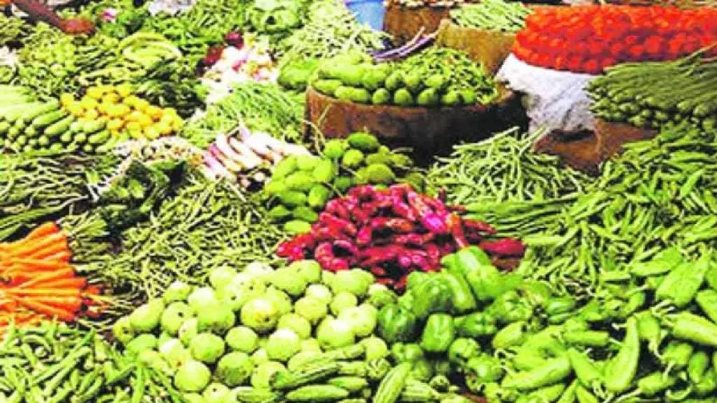 reduction in the price of peas potatoes potatoes foreign peas season has started vegetables meat fish market yard pune