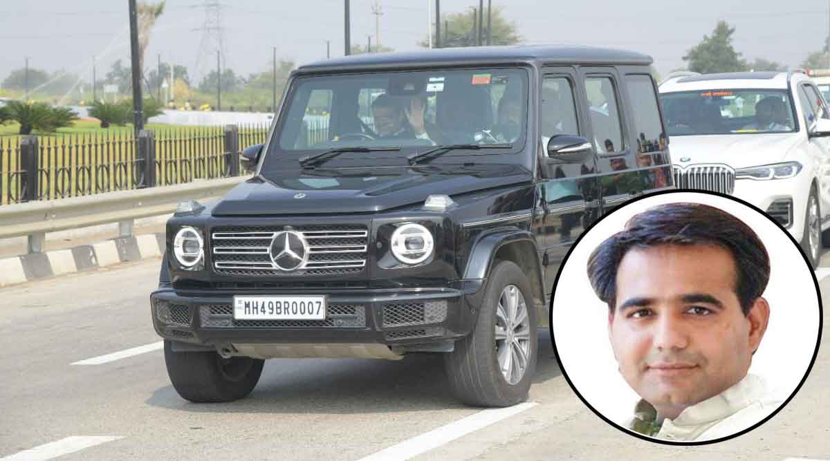 fadnavis eknath shinde samrudhi mahamarg Mercedes Benz G350d Car Driven By Deputy Chief Minister Devendra Fadnavis Know Features And Price in Marathi