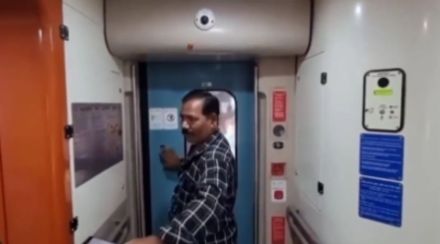 Viral video in vande bharat express