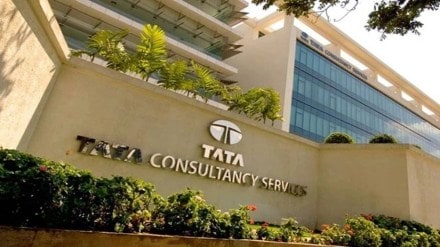 tcs compnay hiring employee at tech layoff