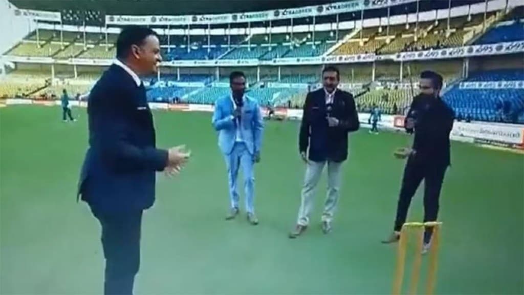 Mark Waugh's catching skills tested by Ravi Shastri and Irfan Pathan after his criticism of Smith and Kohli in slips