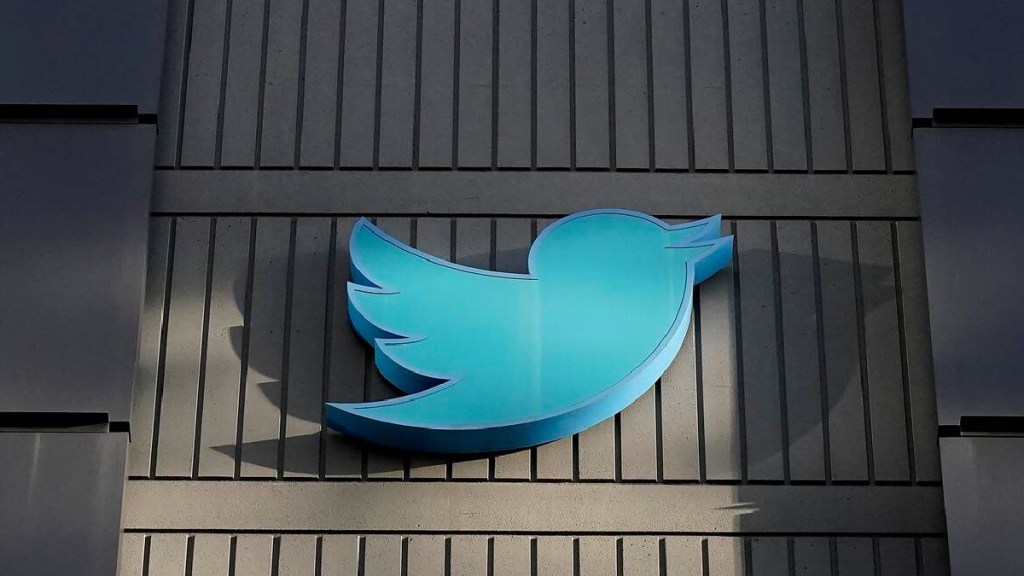 twitter, shuts, Delhi, Mumbai, office, staff, work from home