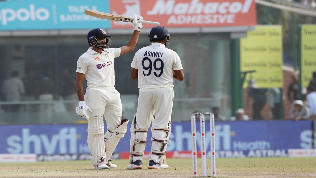 IND vs AUS 2nd Test: India scored 262 runs in the first innings Australia has one run lead Akshar and Ashwin did hundred partnership