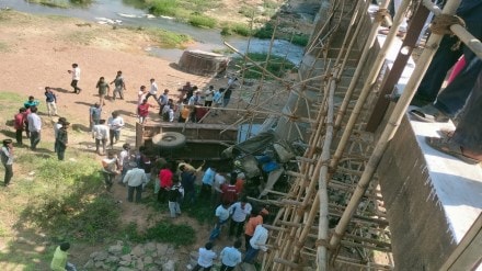 tractor fall Chulband riverbed