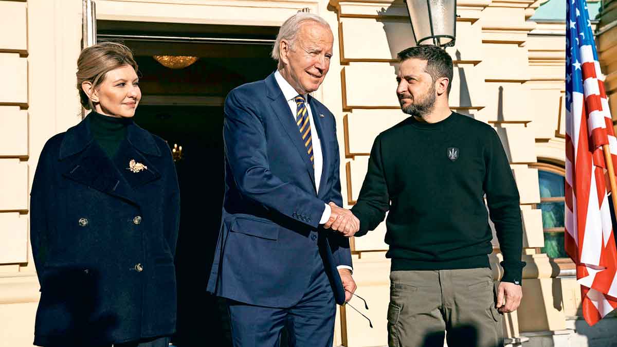 Joe Biden Makes Surprise Visit To Ukraine Showing Strong Support ...