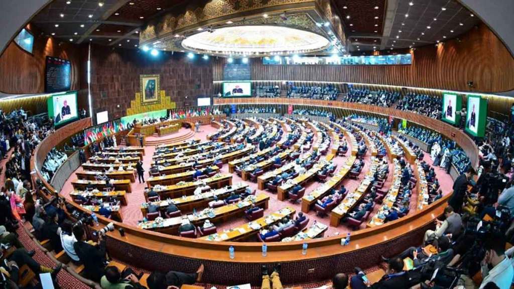 pakistan parliament approves tax on luxury goods