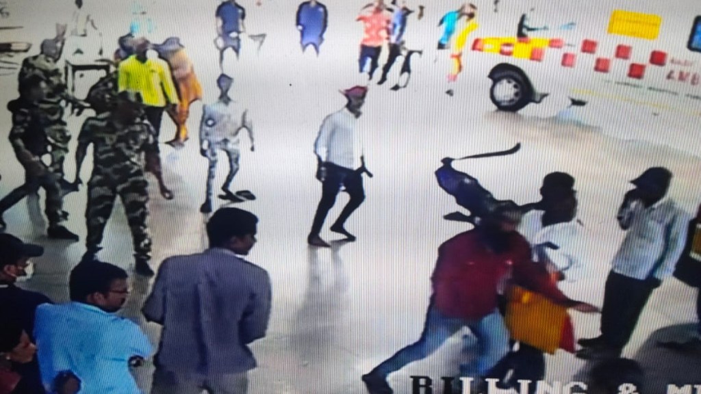 pune koyta gang attack in sassun hospital