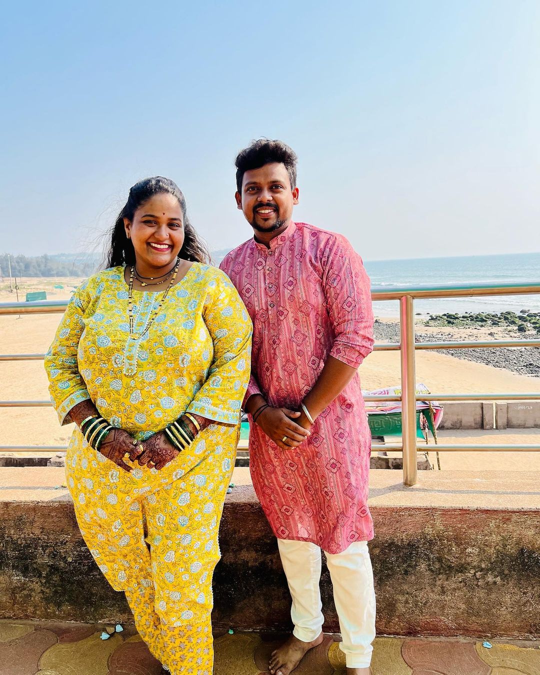 vanita kharat and sumit londhe devdarshan