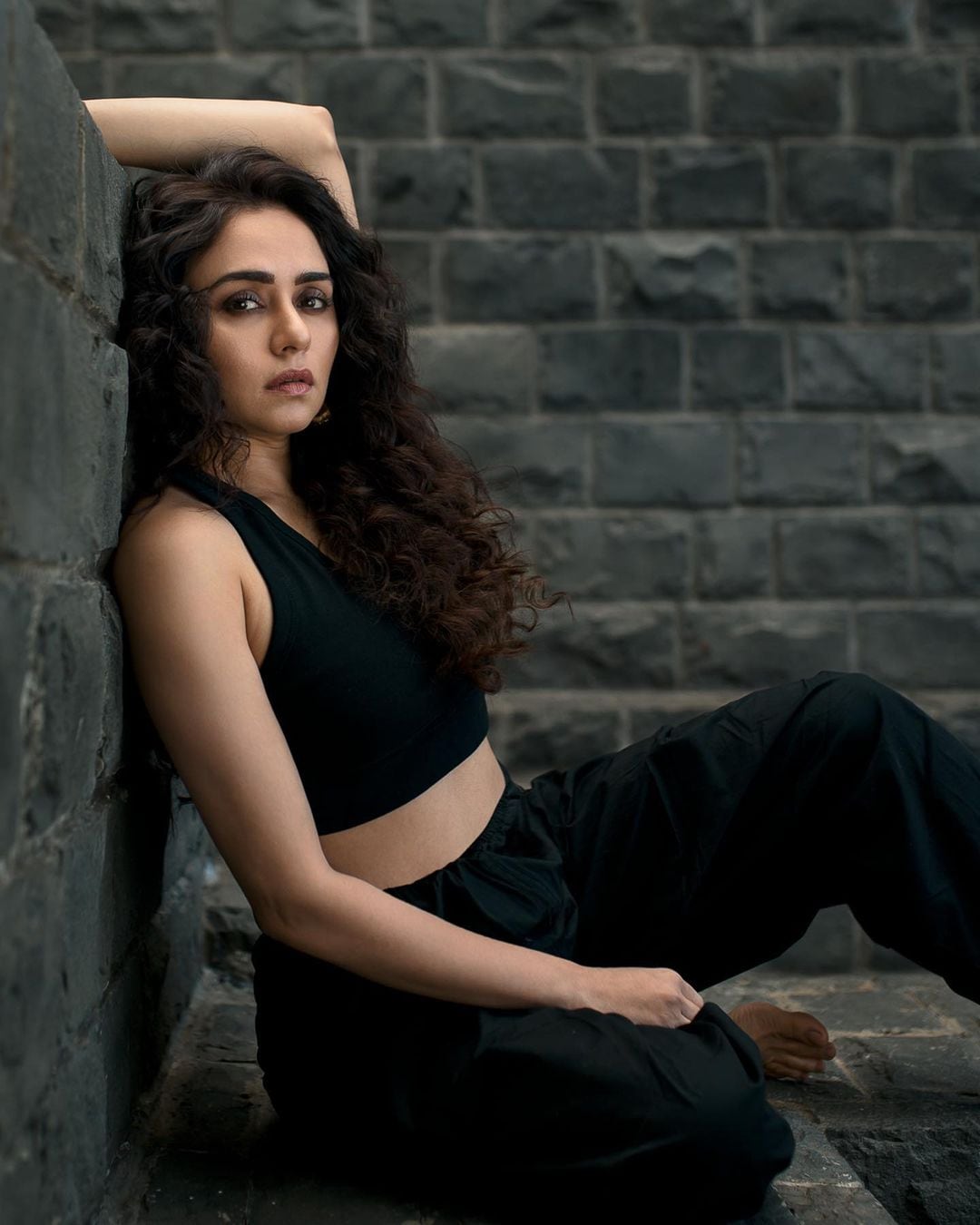 amruta khanvilkar 9