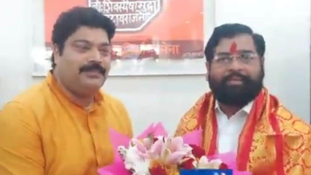 eknath shinde pramod patil