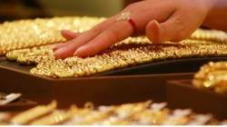 Gold Rate Today: दोन दिवसांत सोने ९५० रुपयांनी स्वस्त, जाणून घ्या तोळ्याचा भाव