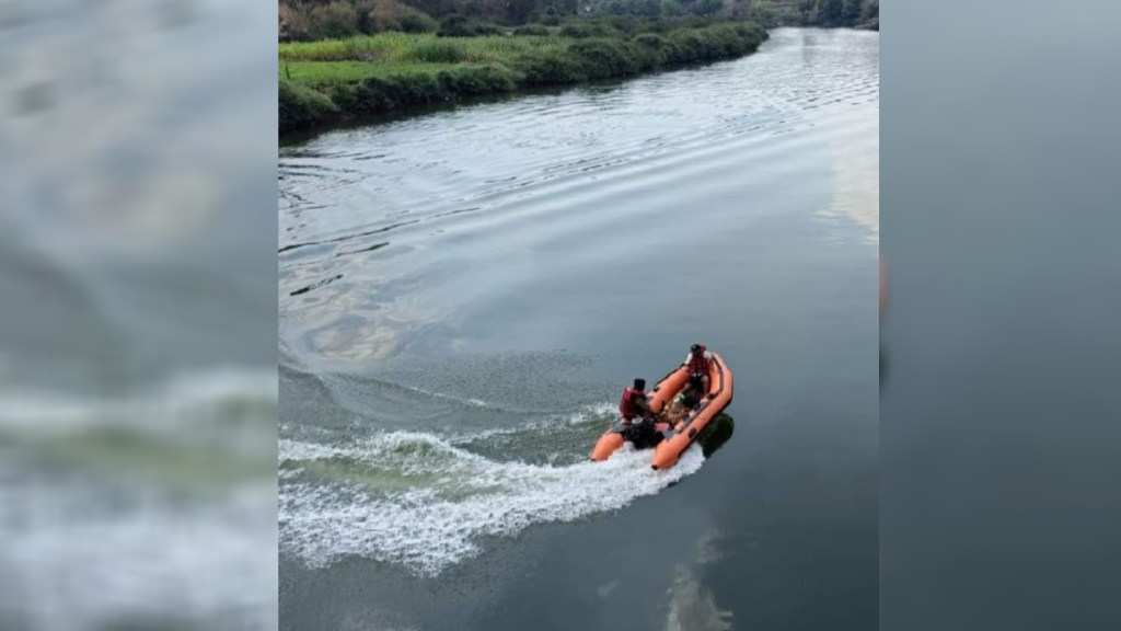 A girl was washed away in the Neera River