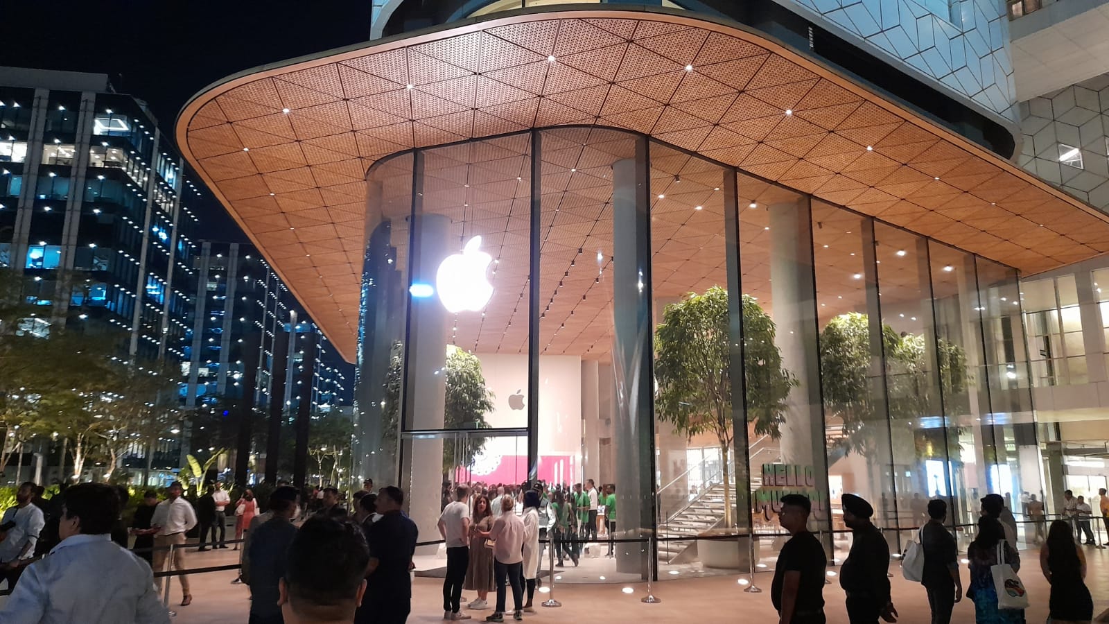 Apple First Retail Store in BKC Mumbai India