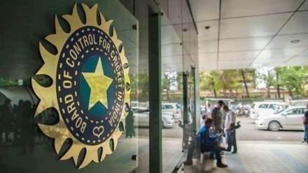 BCCI waived crores of rupees to the broadcaster because of this a big decision was taken