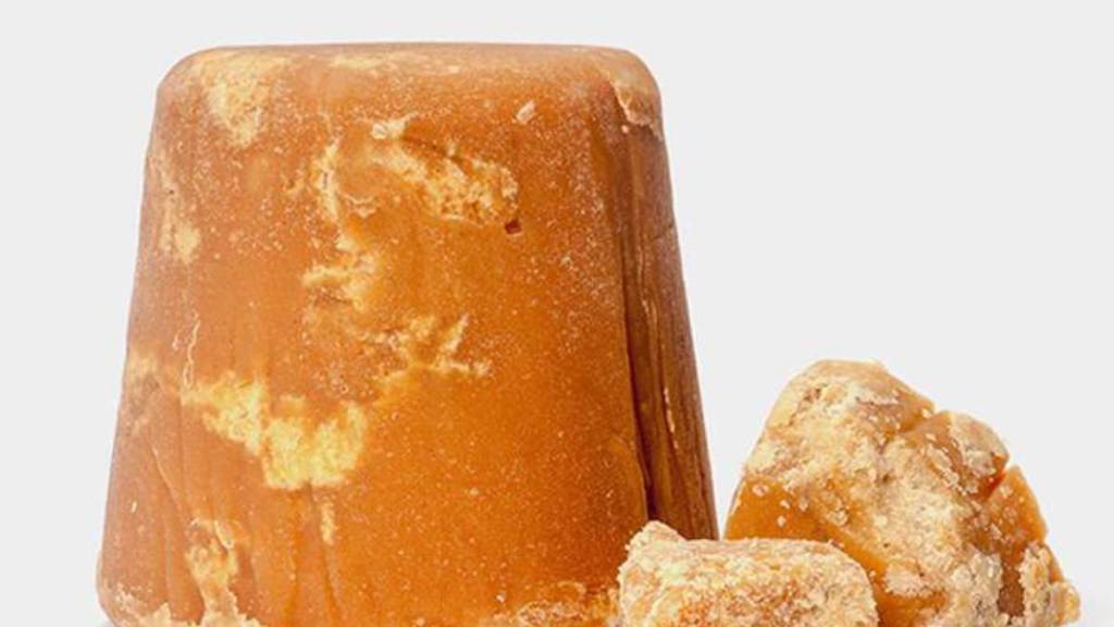 Jaggery benefits in summer