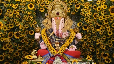 Pune, Shrimant Dagdusheth Ganesh, Sunflower, decoration