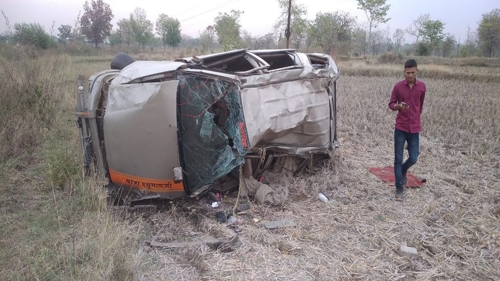 accident vehicle wedding ceremony