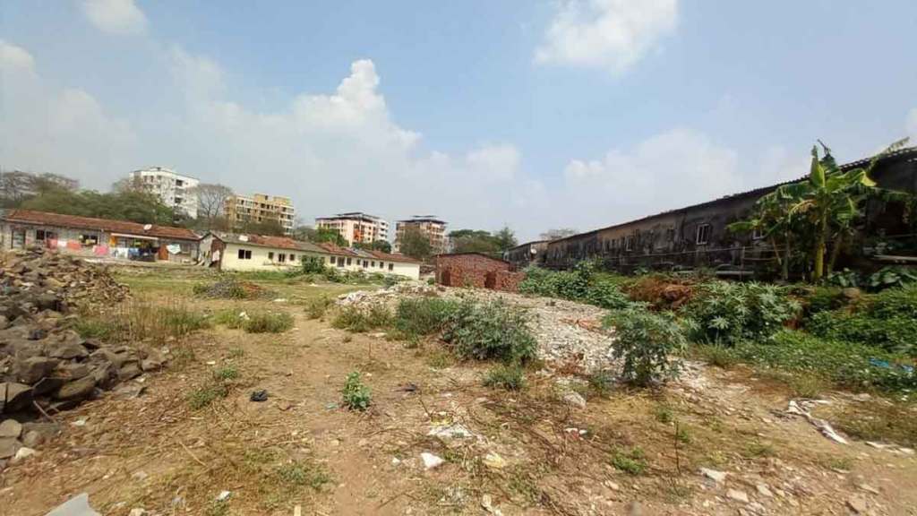 construction of illegal chawls in ayre village of dombivli