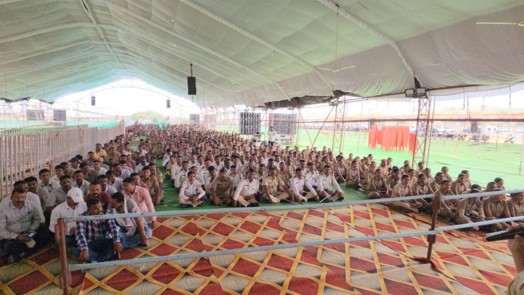 nandurbar devotees chandrakant raghuvanshi hospital inauguration cm