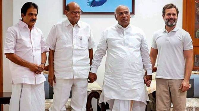 sharad-pawar-meeting-with-rahul-gandhi-and-mallikarjun-kharge