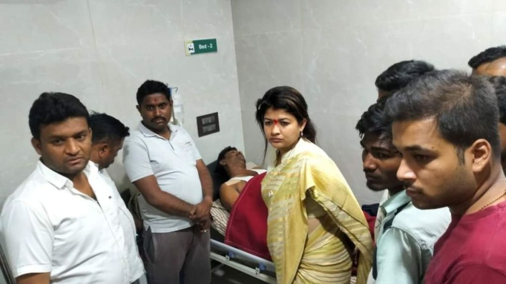 MLA Shweta Mahale Patil with injured