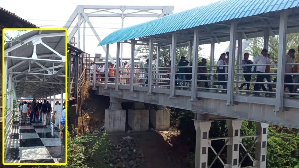 pedestrian bridge Kopar railway station