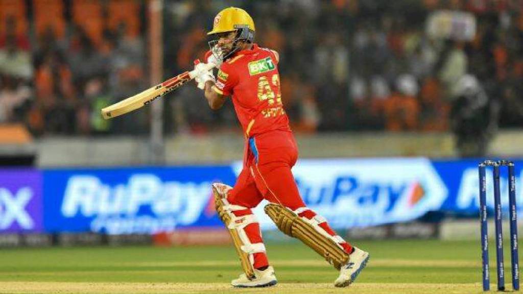 Shikhar Dhawan golden duck against Delhi Capitals