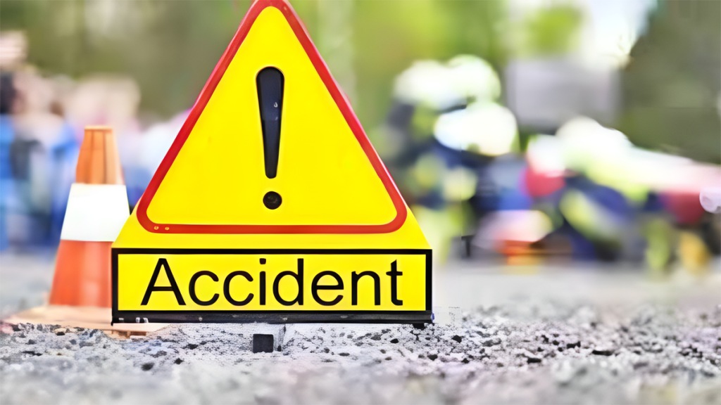 motorcycle rider died accident pmp bus pune