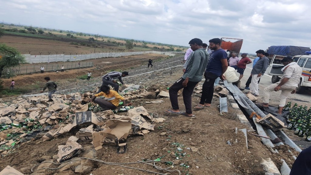 Smruddhi highway truck overturned