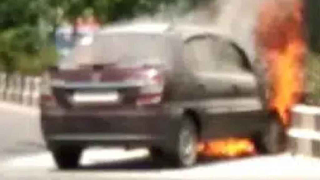 speeding car suddenly caught fire