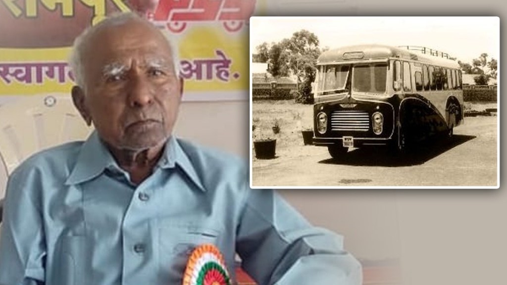 Laxman Kevate, the first bearer, conductor, Ahmednagar, ST Bus, State transport