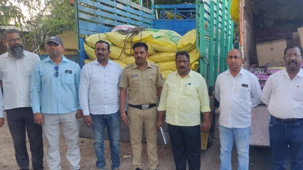 stock bogus chemical fertilizers seized warehouse jargaon