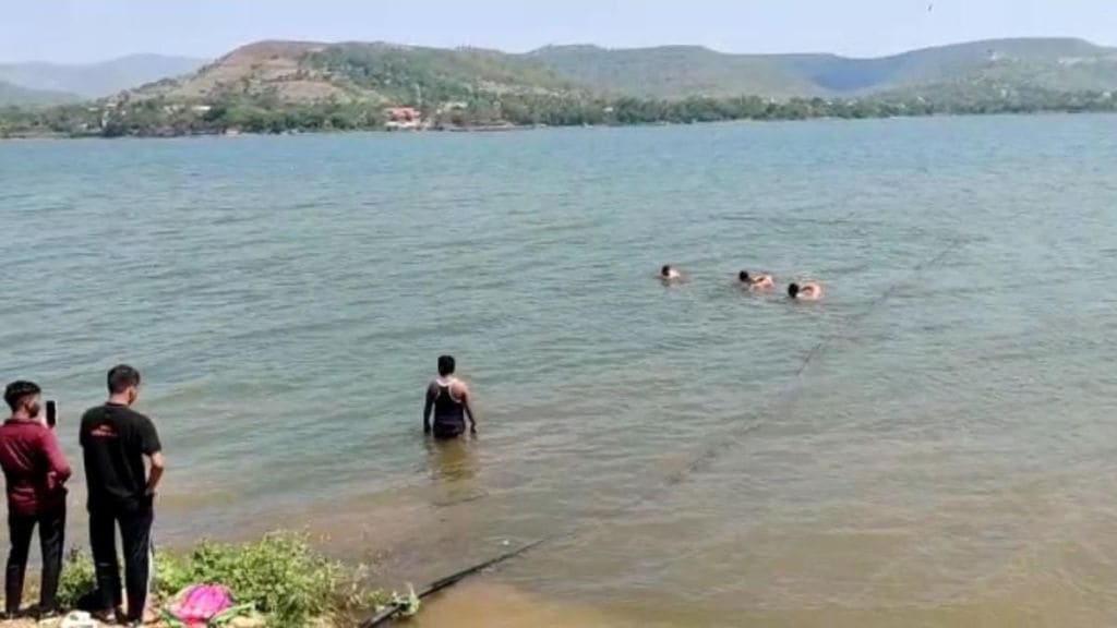 girls drowned in Khadakwasla Dam