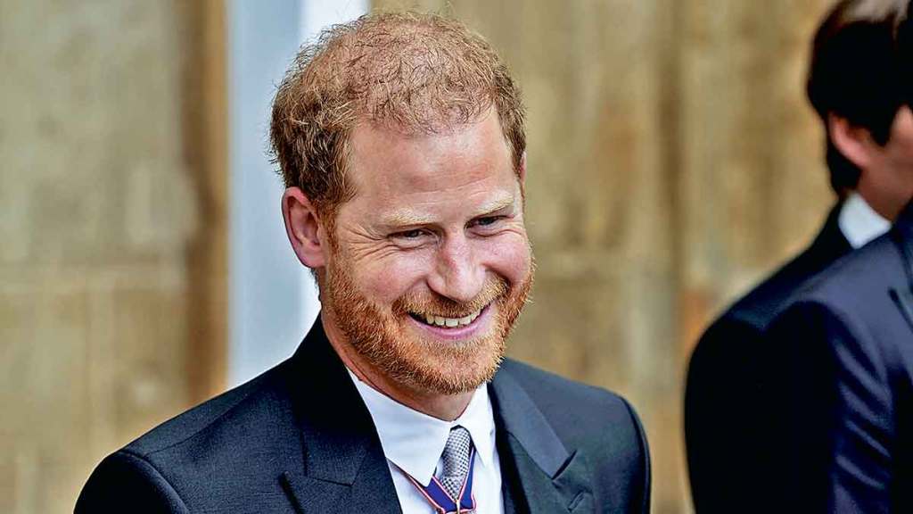 prince harry gets apology from uk newspaper