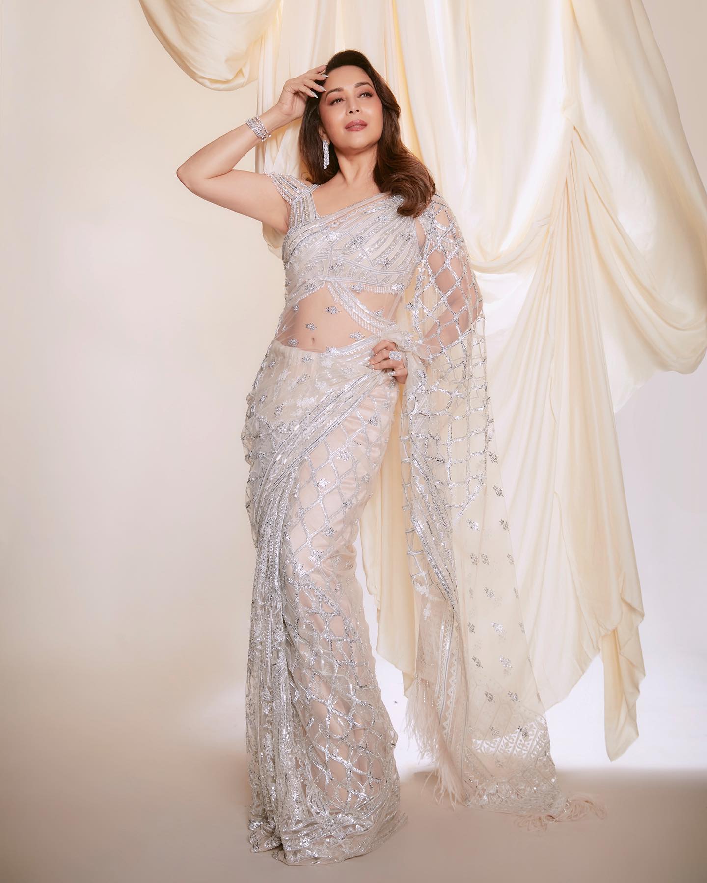 madhuri dixit 8