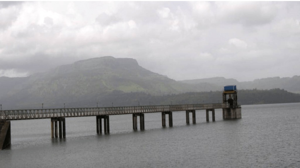 34 percent dams water storage pune