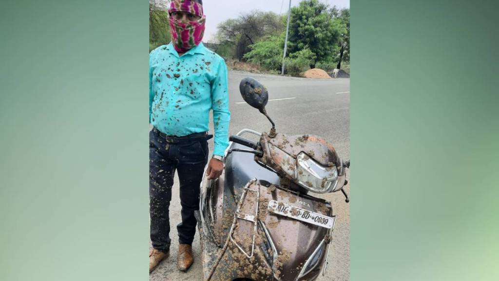 Mud on the road nagpur