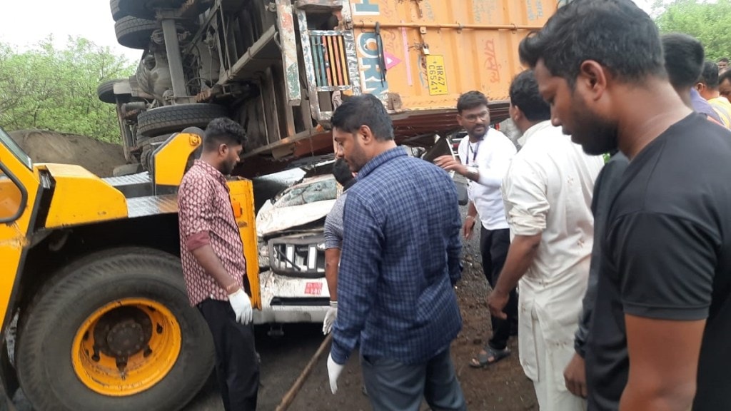 Tempo driver death Khandala Ghat