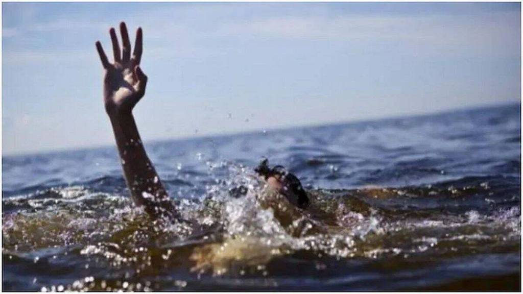 youth drown to death in bhatsa river