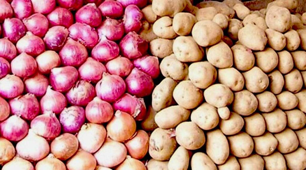 onion and potato illegal sale in the apmc vegetable market