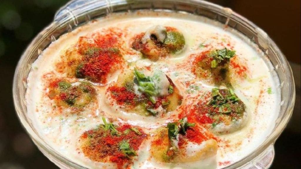 Oats and Moong Dal Dahi Vada recipe