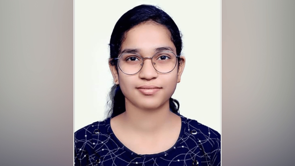 Vaishnavi Rohidas Rathore secured 700 marks neet exam