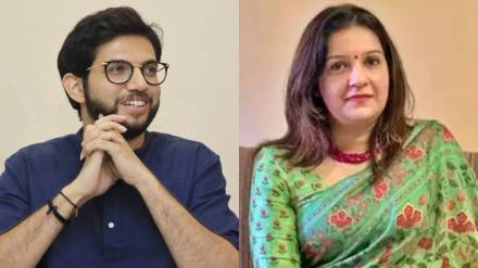 Aaditya Thackeray Priyanka Chaturvedi