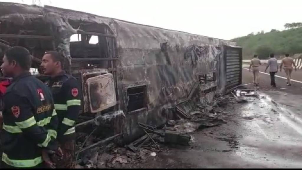 Bus Accident on Samruddhi High Way