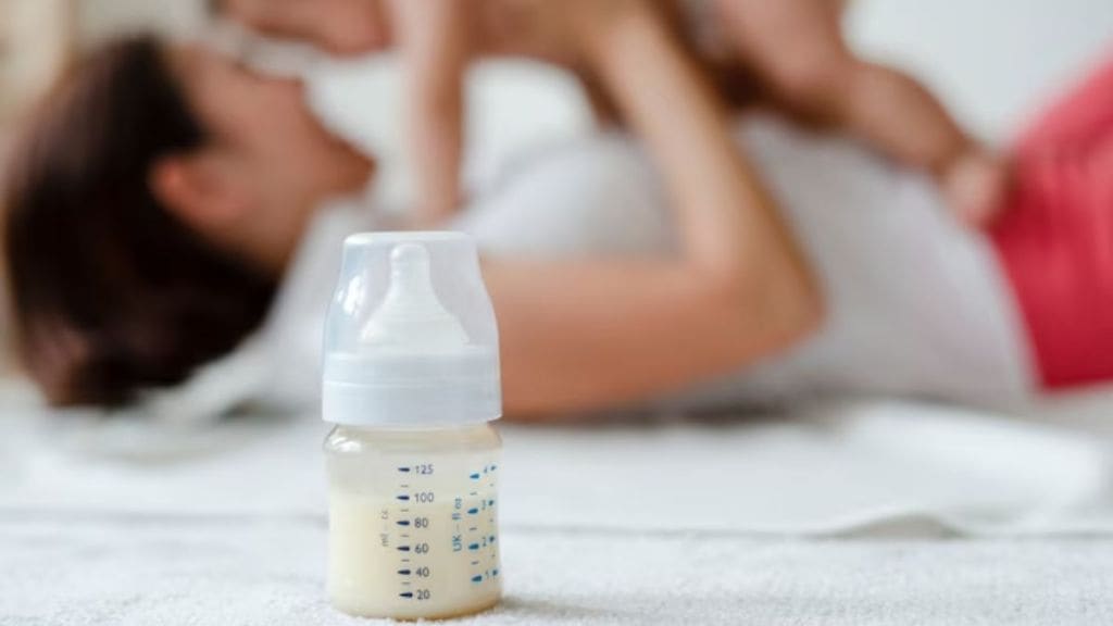 mother mixes drug in baby milk