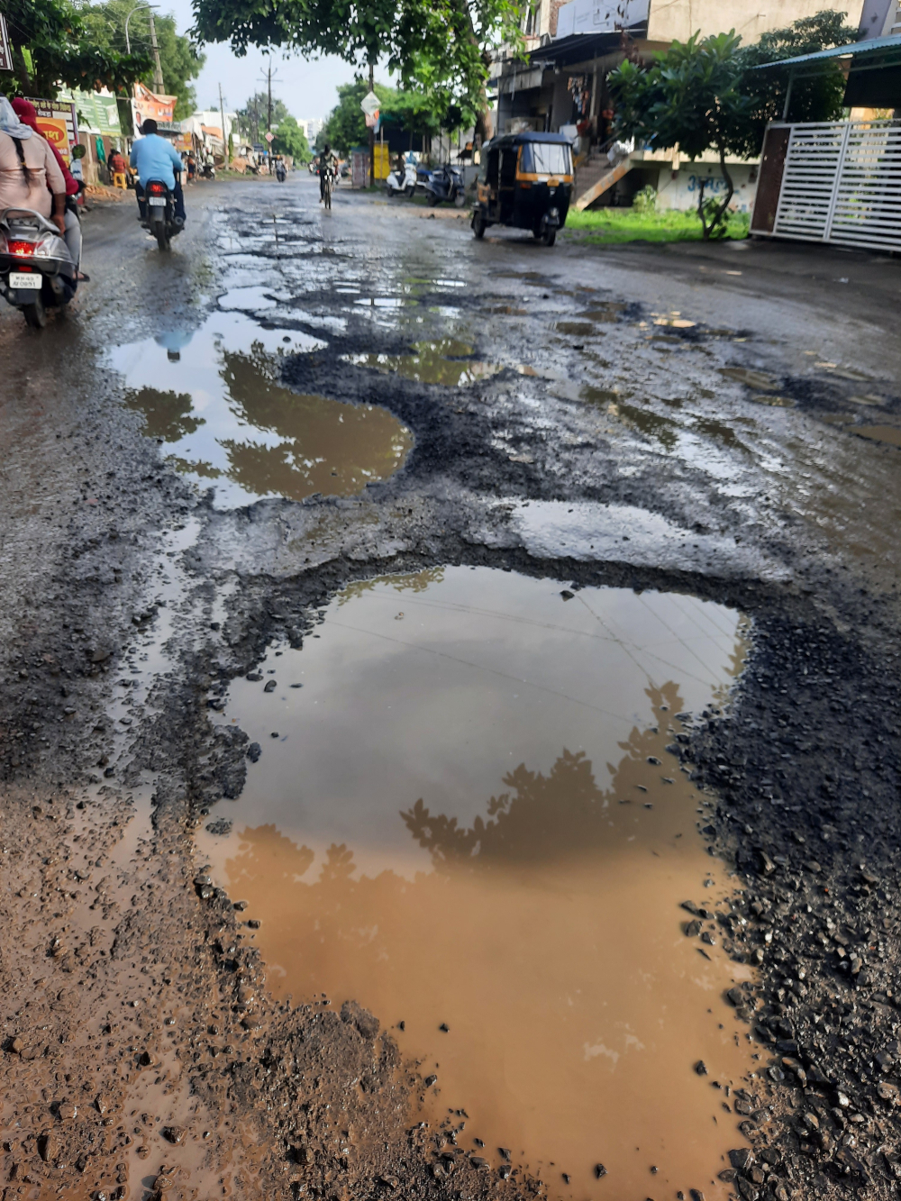 Nagpur Potholes Photos 2023