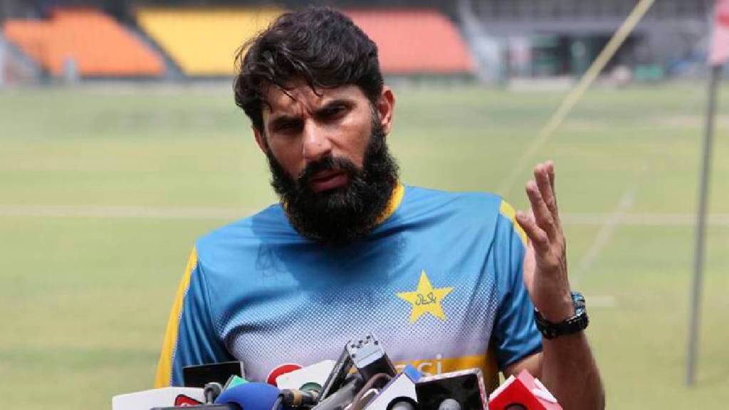 Misbah ul Haq's reaction to Pakistan team going to India