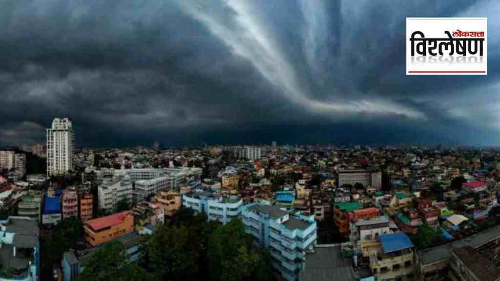 SHELF CLOUDS