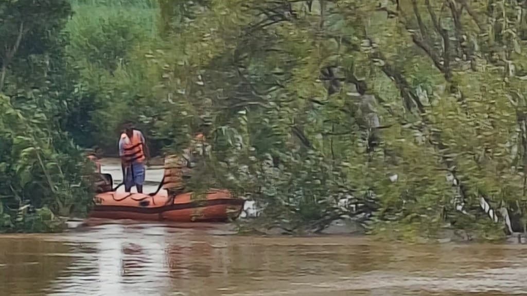 NDRF team rescued a person sangli